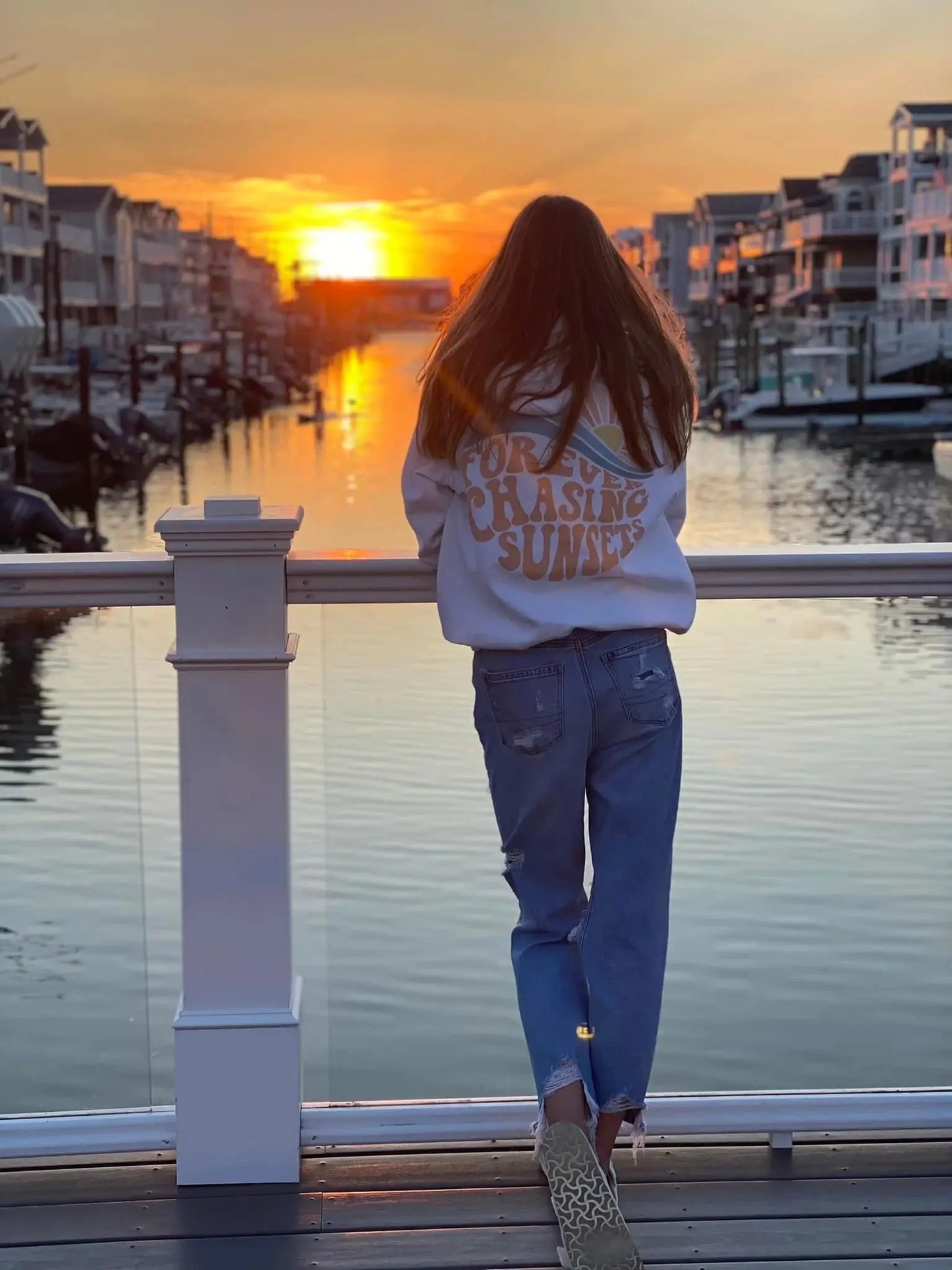 ColoreForever Chasing Sunsets Sweatshirt